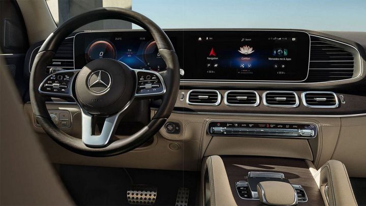 Салон роскошного Mercedes GLS