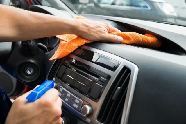13 гениальных лайфхаков уборки в машине