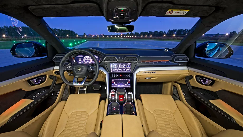 Lamborghini Urus - новая ветвь в истории компании