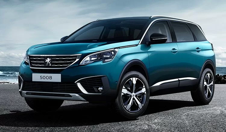 Peugeot 5008 Peugeot 5008 достался Глюкозе в качестве подарка, когда она совместно с группировкой “Ленинград” выпустила песню Жу-Жу