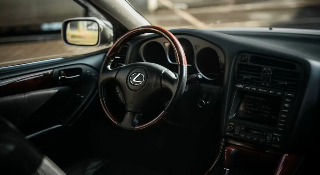 Lexus GS430 - настоящий "японец"