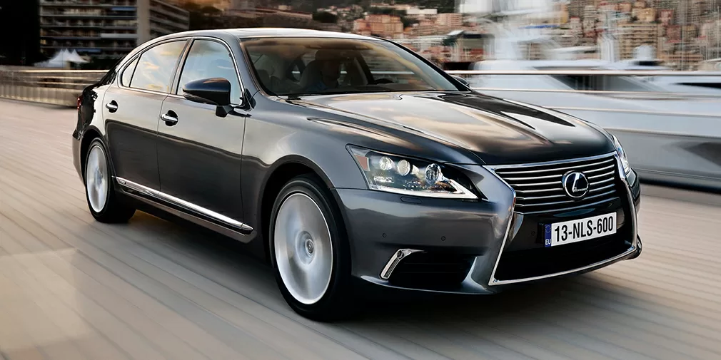 Lexus LS460