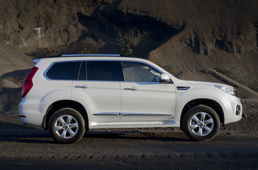 Haval H9 вид сбоку