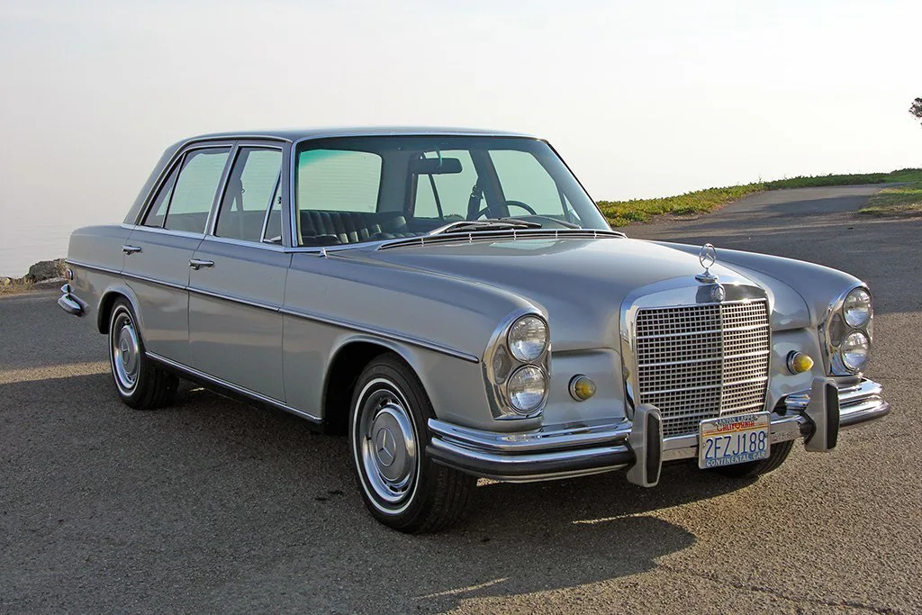 Mercedes-Benz 280SE - как айфон, только лучше