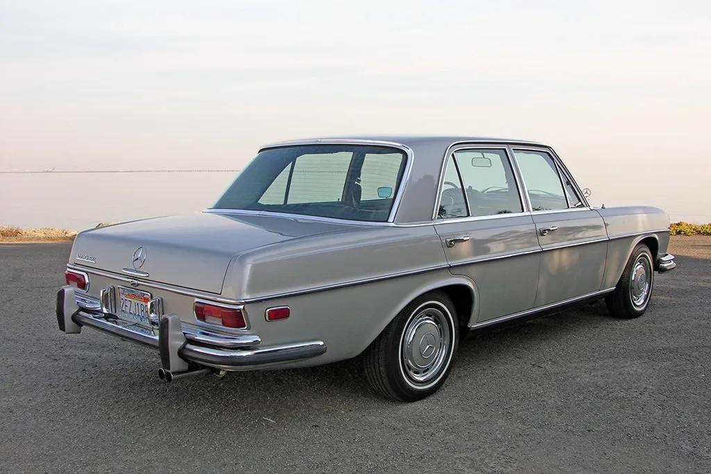 Mercedes-Benz 280SE - как айфон, только лучше