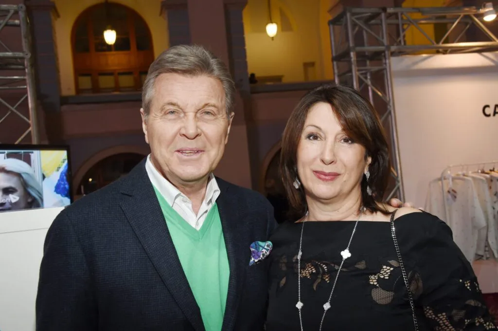 Лев Валерьянович с супругой – Ириной Лещенко