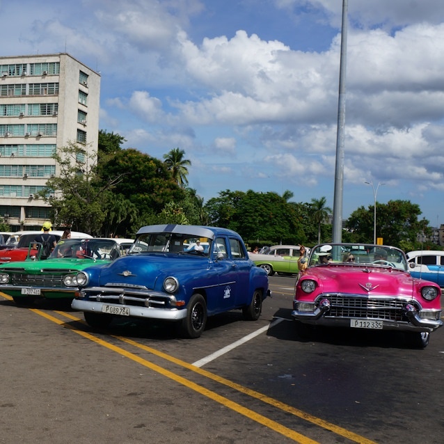 Куба: остров свободы и ретро-автомобилей