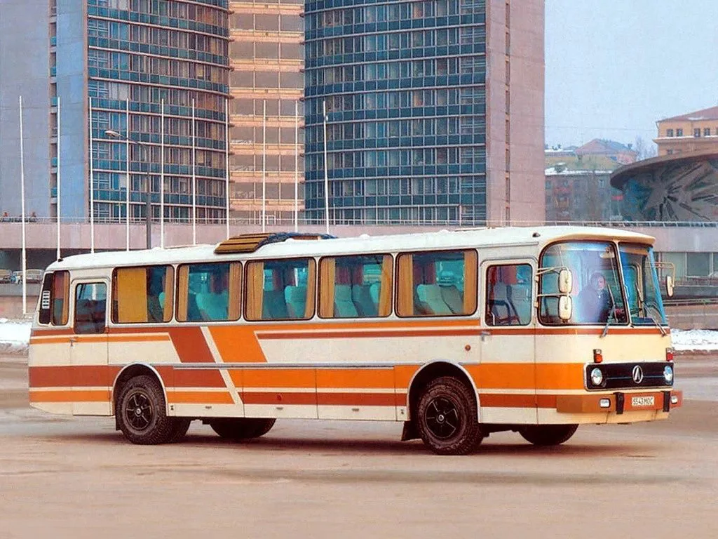 ЛАЗ 699