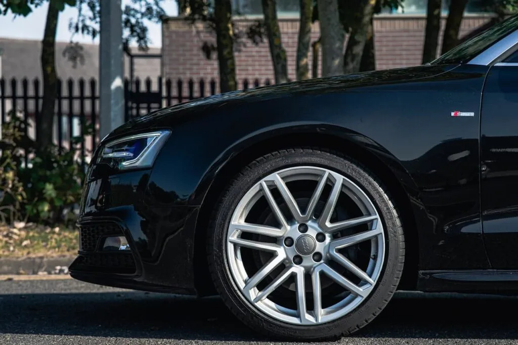 Audi A5 кабриолет - я так хочу, чтобы лето не кончалось