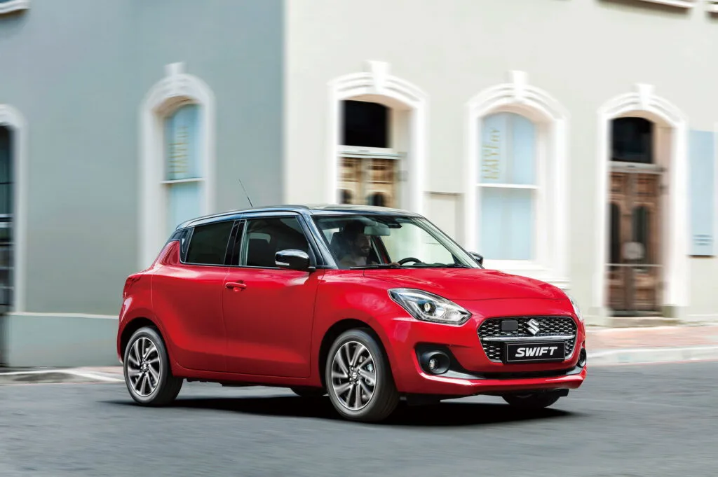 Suzuki Swift в движении
