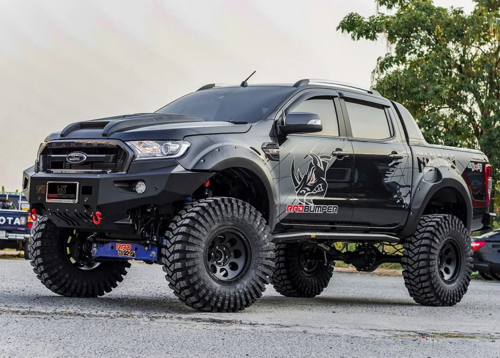 Необычные автопроекты в кузове пикап