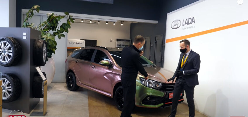 Видео: Lada Vesta ценой 1 400 000 рублей - что в ней есть?