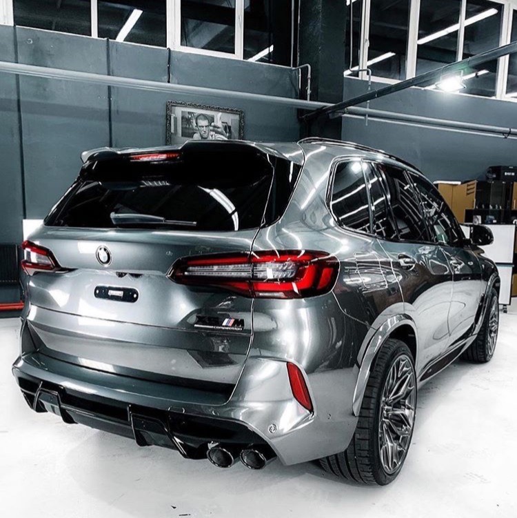 BMW X5M - серебряная "пуля"