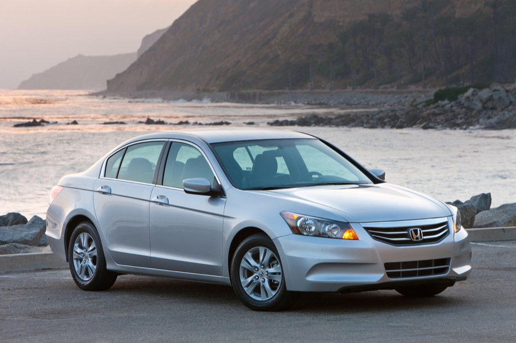 Сколько стоила Honda Accord в 2012 году?