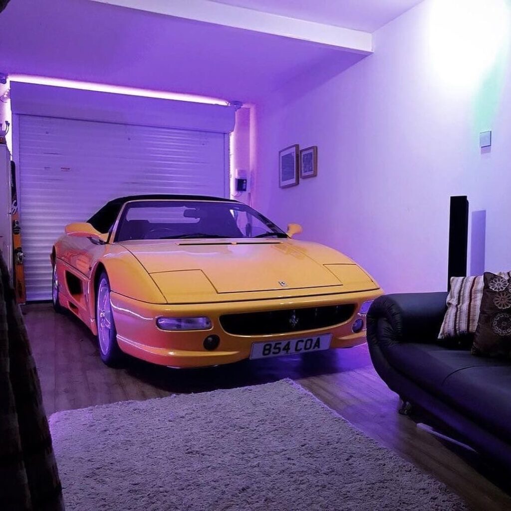 Как выглядит гараж-мечта каждого автомобилиста
