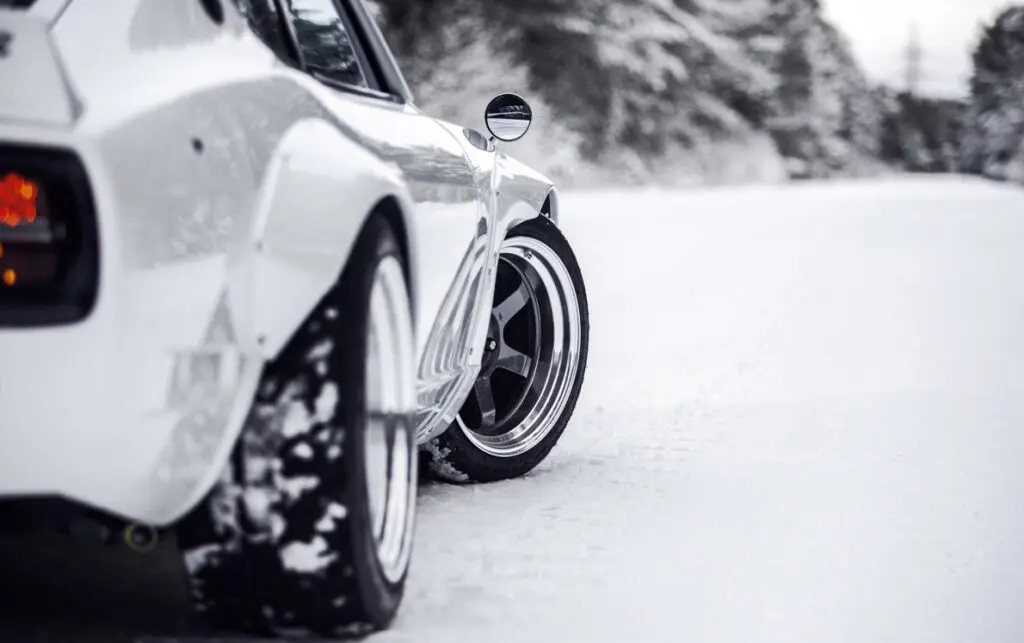 Nissan Fairlady Z - настоящая классика из Японии