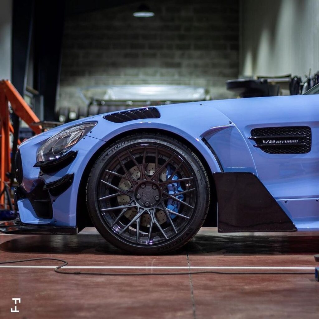 Mercedes-AMG GT - когда по делам нужно доехать очень быстро