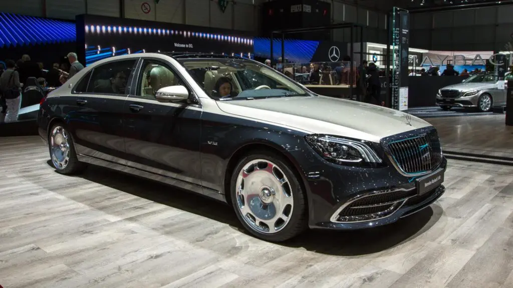 Mercedes-Maybach X222