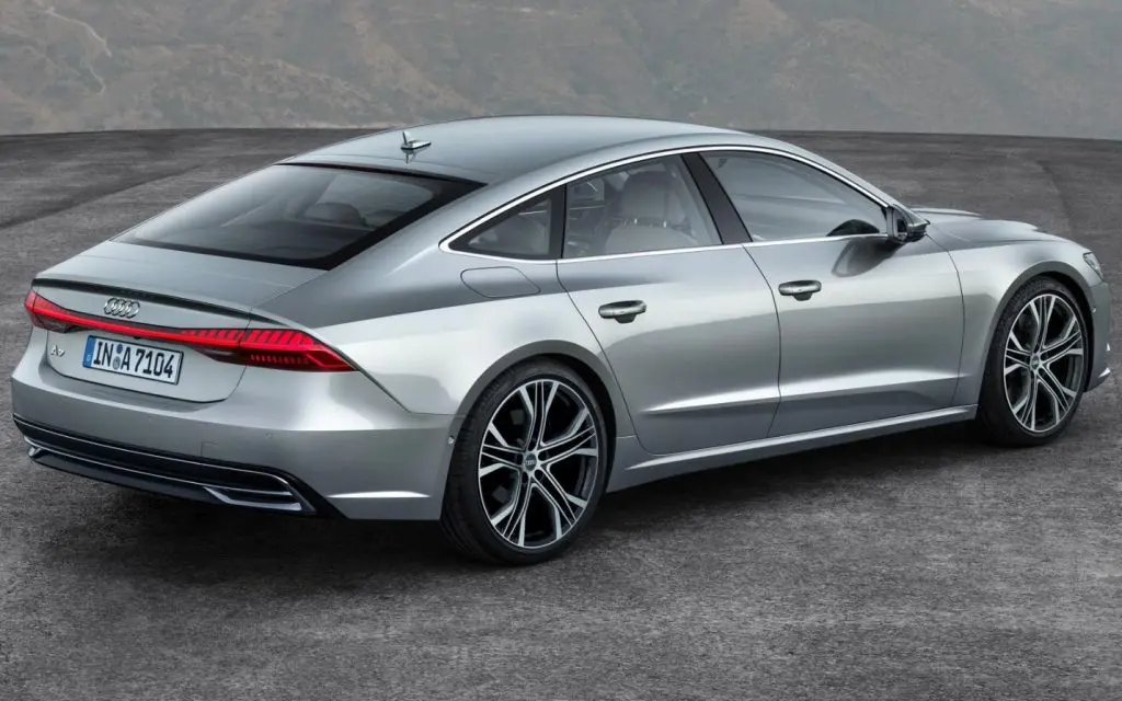 Audi A7, вид сзади