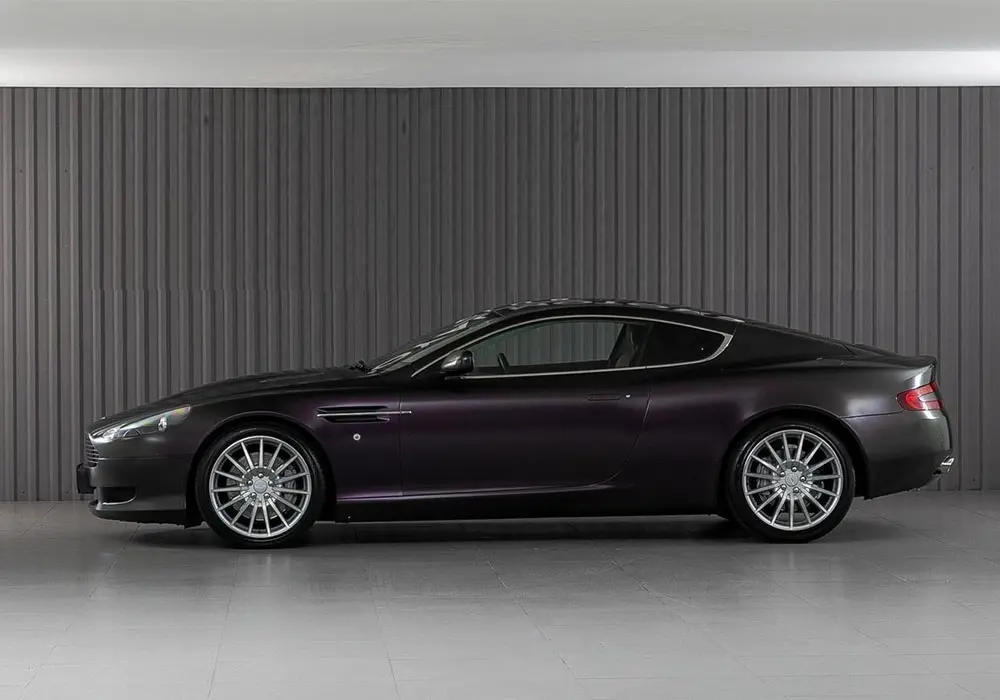 Aston Martin DB9 за 2.7 млн рублей - один из лучших вариантов