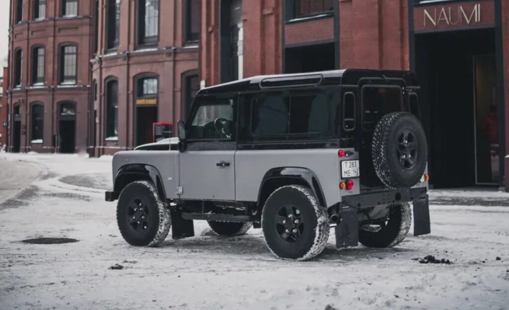 Семилетний Land Rover Defender за 3 млн рублей - один из лучших на рынке?