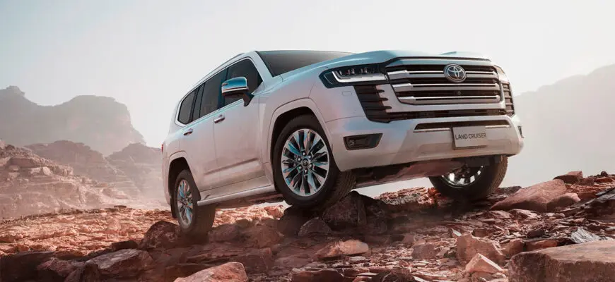 Toyota Land Cruiser 300: цена, клиренс и другие параметры нового «Крузака»