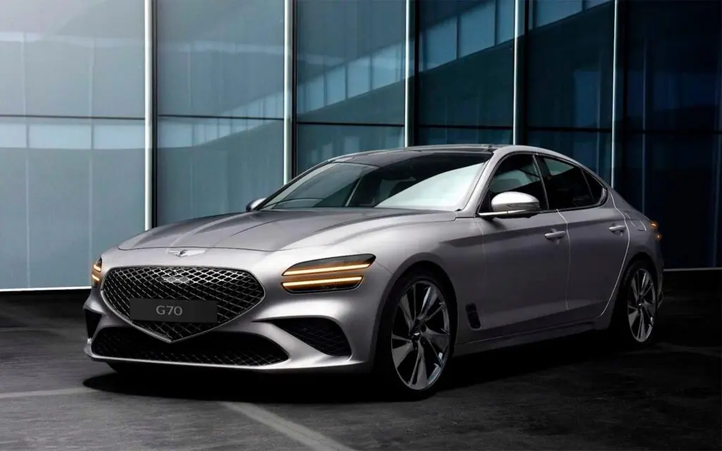 Genesis G70