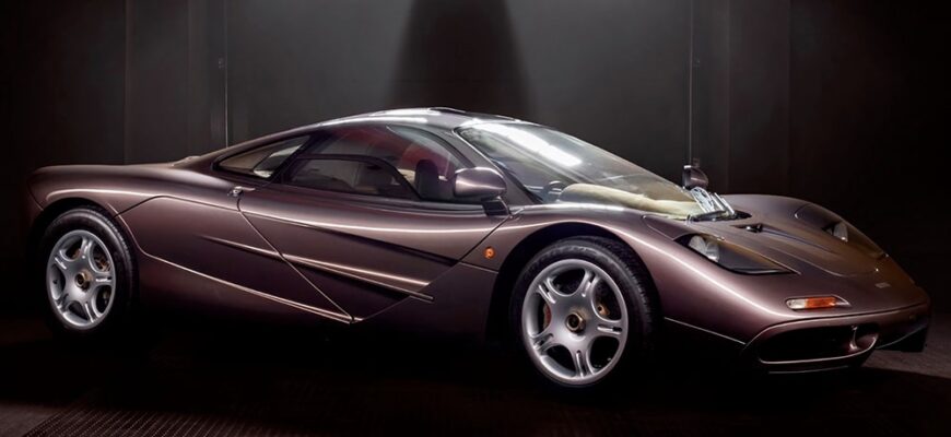 McLaren F1 - гражданский автомобиль с гоночным сердцем