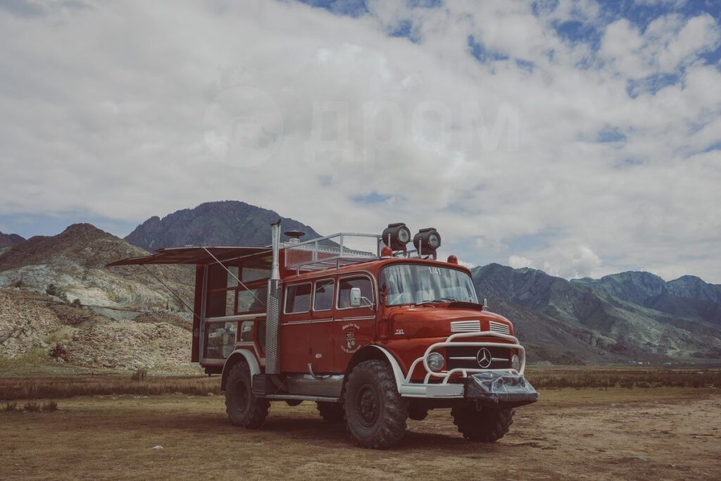 Mercedes-Benz L710 - не только премиум, но и отличный турмобиль