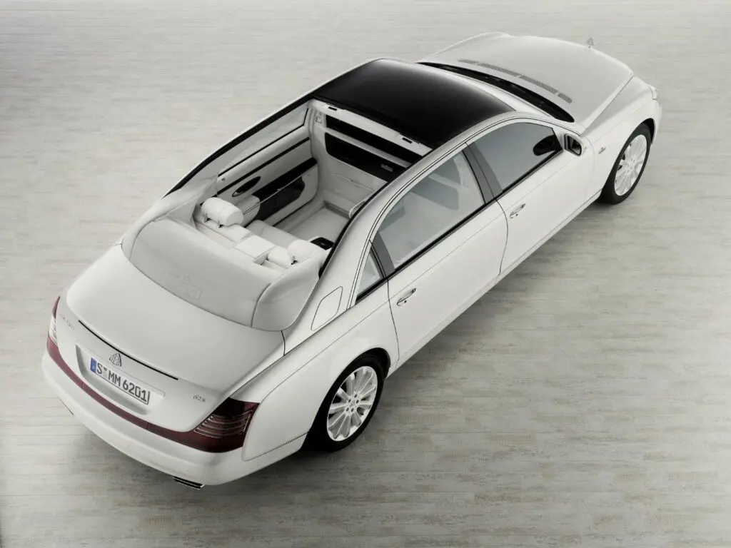 Самый дорогой автомобиль в России за 2 млн долларов - Maybach 62 S  Landaulet - AUTOPEOPLE