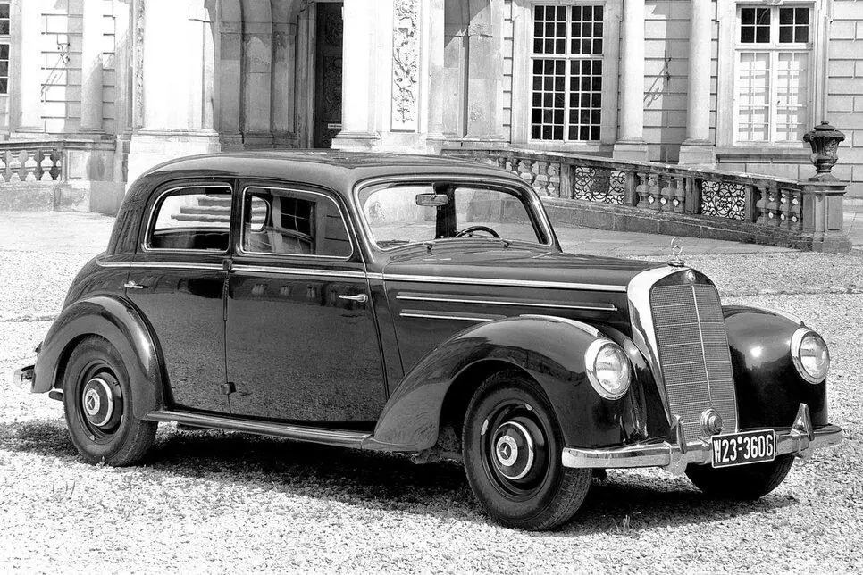Mercedes-Benz Typ 220 W187 – первый автомобиль Sonderklasse