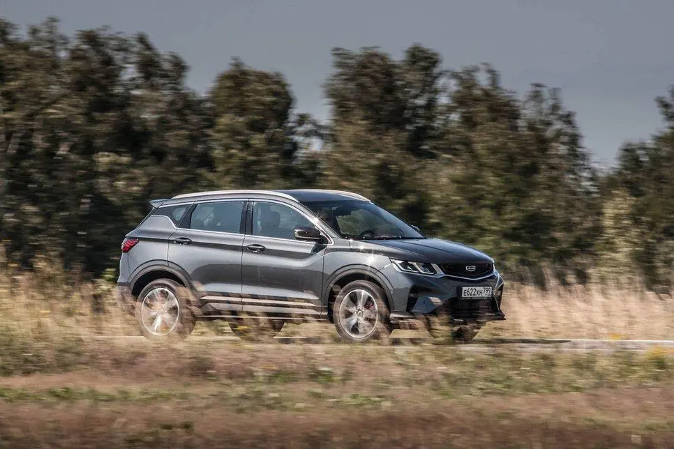 Geely Coolray разгоняется до «сотни» почти на 2 секунды быстрее, чем Haval Jolion