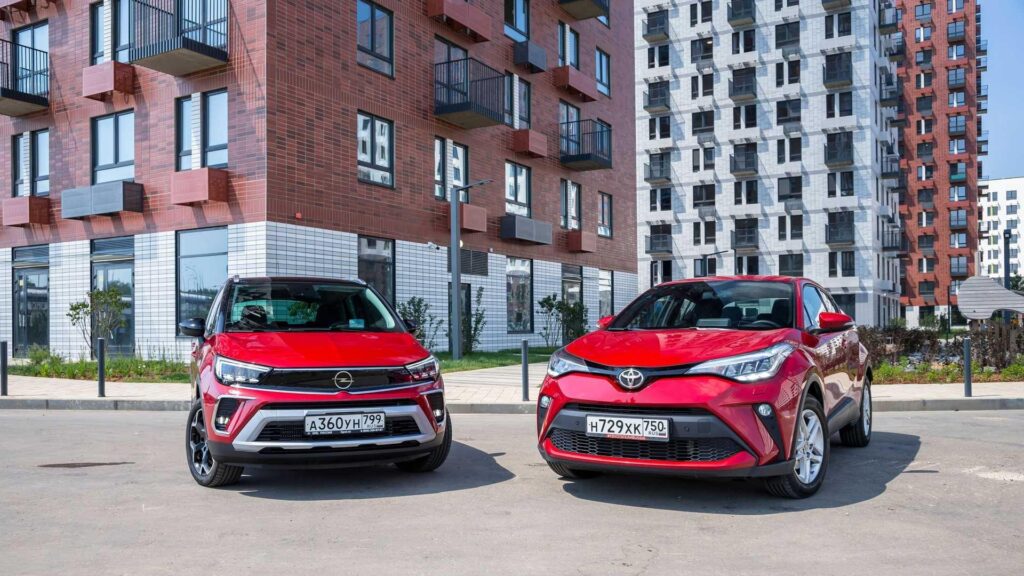 Сравнительный тест: Opel Crossland vs Toyota C-HR