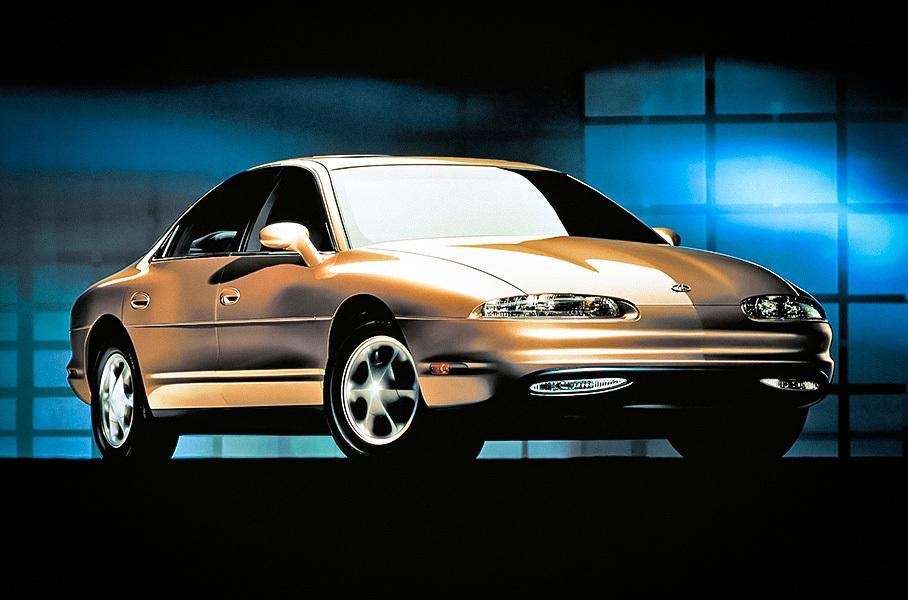 Oldsmobile Aurora (1994-1999)