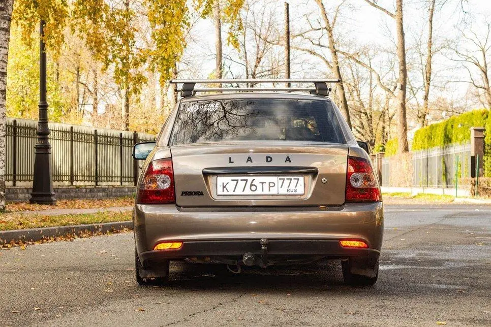 Вид сзади