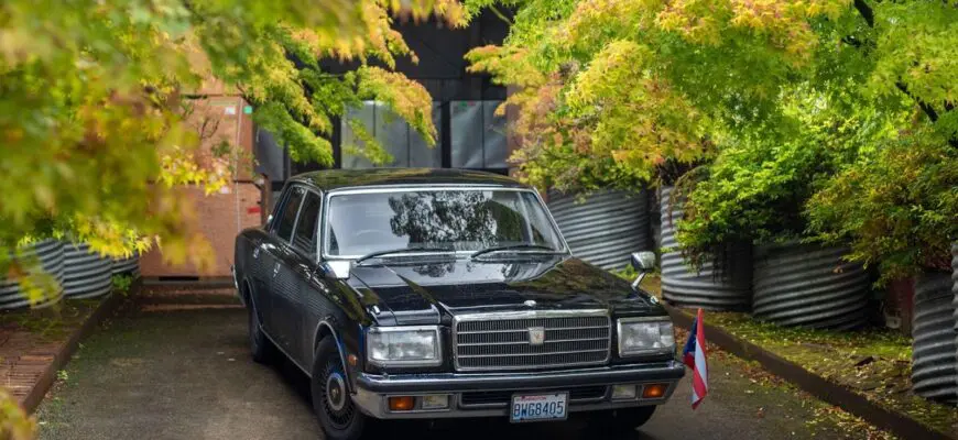 Любимый автомобиль якудза: Toyota Century 1965 года