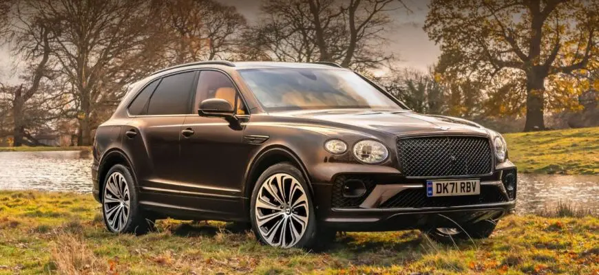 Подарок для миллионера на Новый Год: специальные серии Bentley