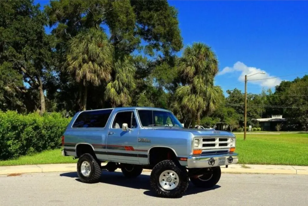 Восстановленный Ramcharger 1989 г. выпуска