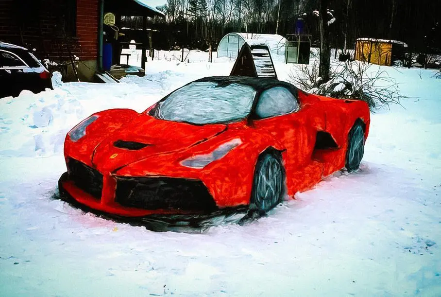 Эта копия Ferrari LaFerrari растает при температуре выше нуля