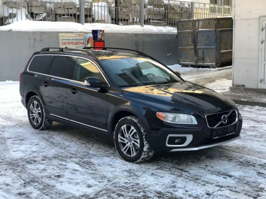 Лакокрасочное покрытие Volvo XC70 сохраняется в течение длительного срока службы