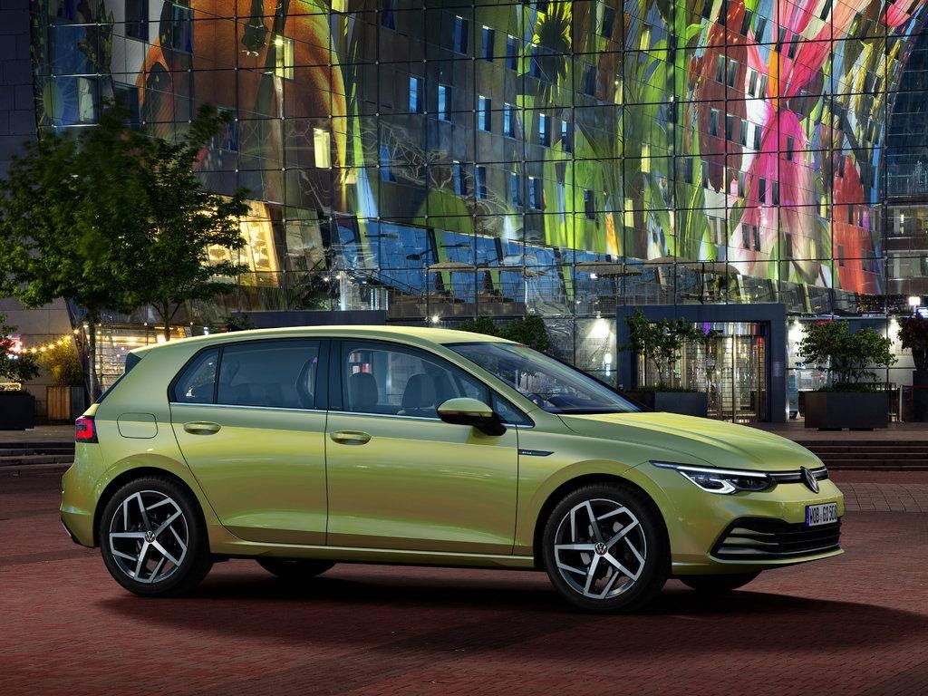 Прямой конкурент Opel Astra New – Volkswagen Golf восьмого поколения