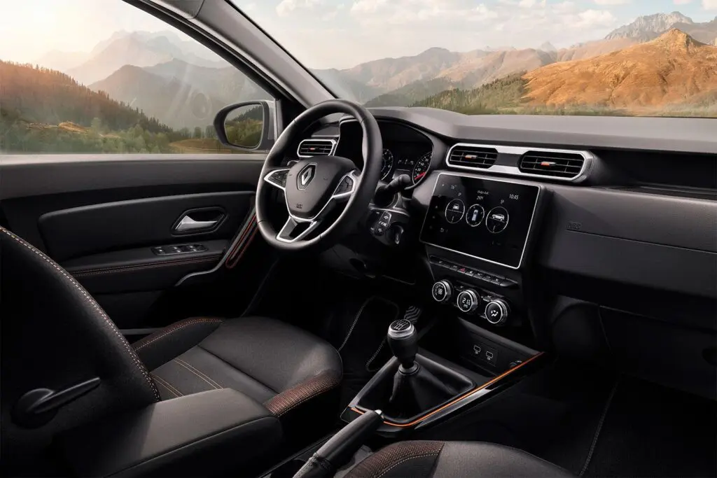 Салон Renault Duster