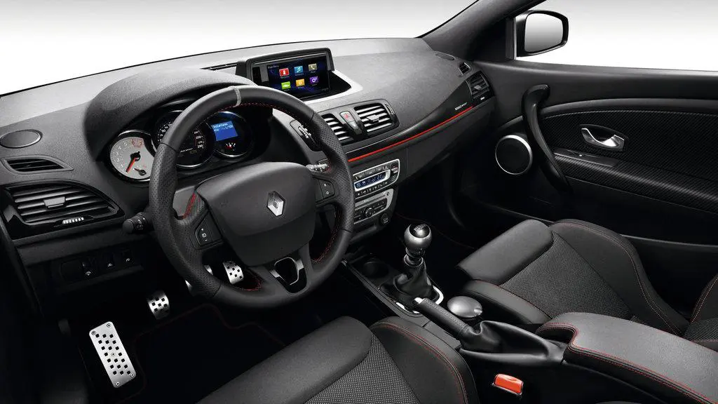 Салон Renault Megane RS