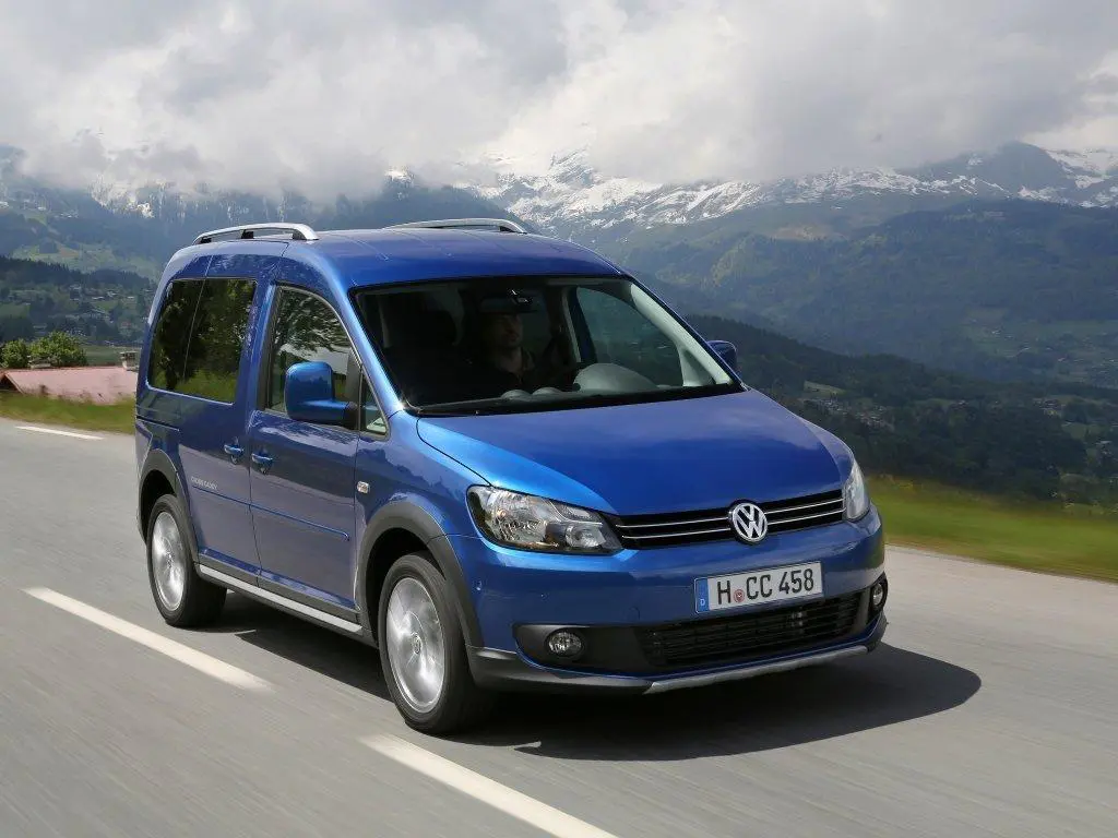Volkswagen Caddy третьего поколения