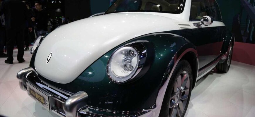 «Балетная кошка» для женщин и Punk для мужской аудитории: новые электромобили Great Wall, созданные в духе легендарного VW Beetle