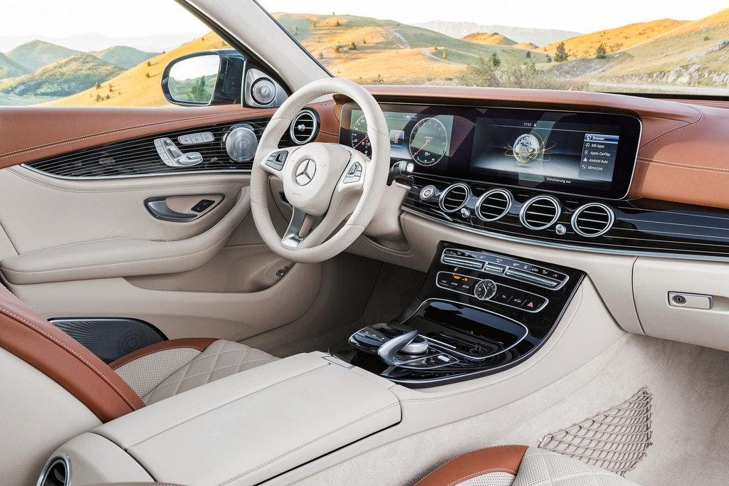Салон Mercedes-Benz E-Class пятого поколения