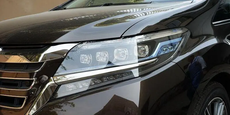 Honda не для Японии: минивэн Elysion предлагают только на китайском рынке. Стоит ли ожидать поставки в Россию?