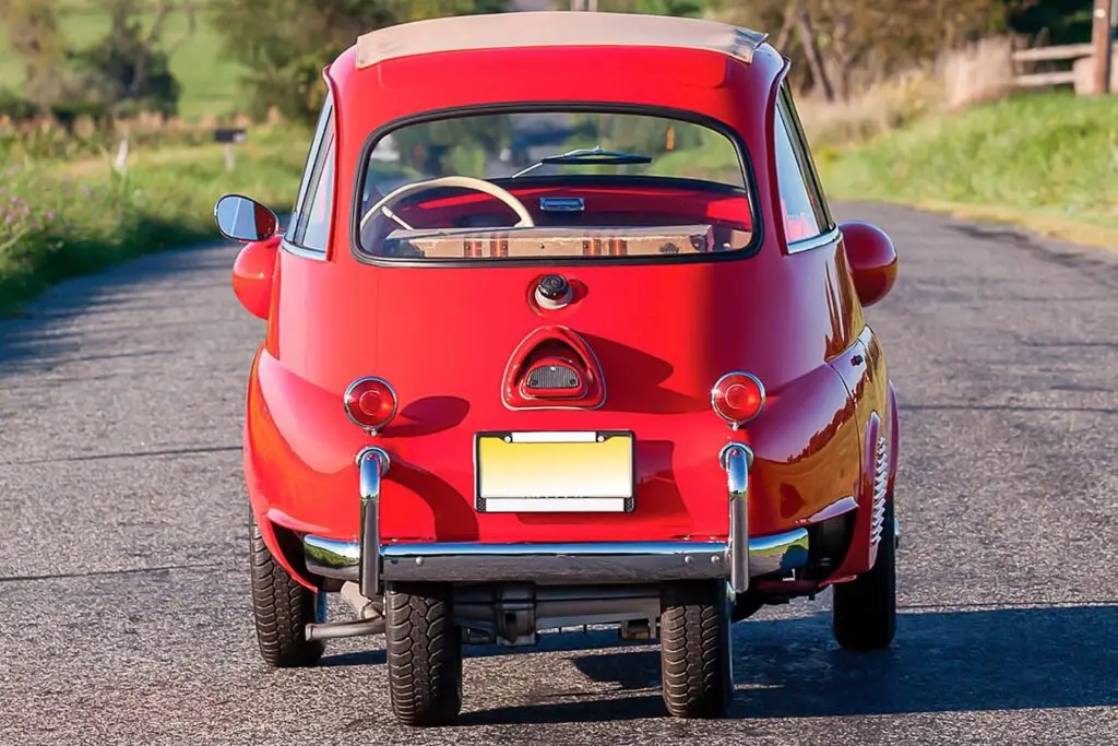 Завод выпустил более 160 тыс. BMW Isetta