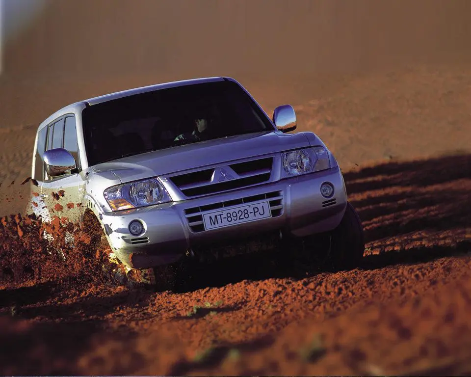 Настоящий внедорожник – Mitsubishi Pajero третьего поколения