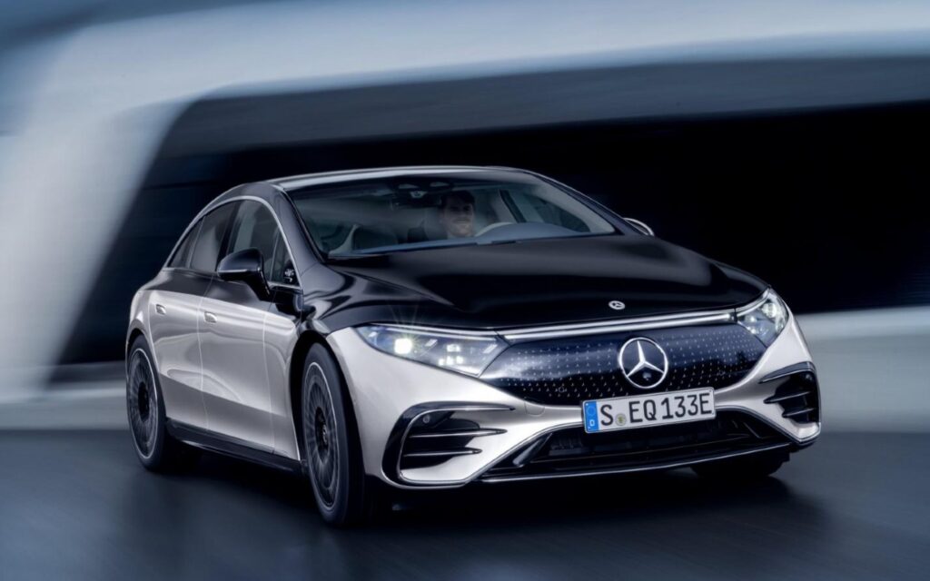 Mercedes-Benz EQS – флагманская модель «электричек» немецкого производителя с рекордным показателем лобового сопротивления 0,2 Cd 